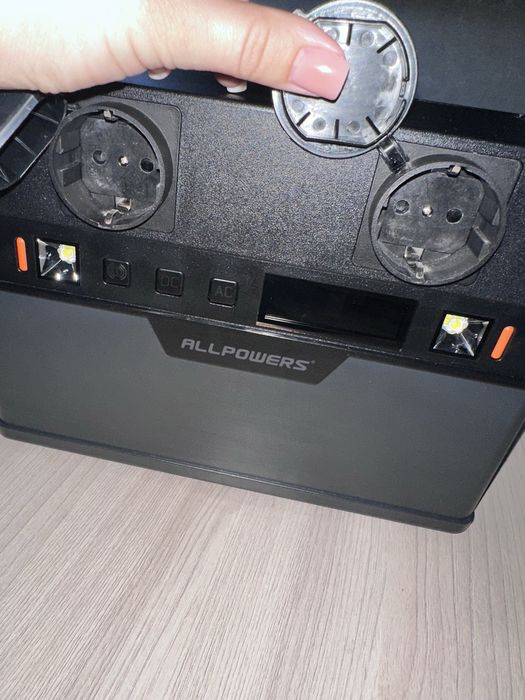 Портативна зарядна станція ALLPOWERS