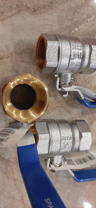 Zawór kulowy woda 1 1/4”