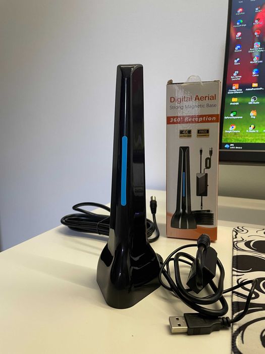 Cyfrowa antena DVB-T2 Digital Aerial USB – magnetyczna podstawa