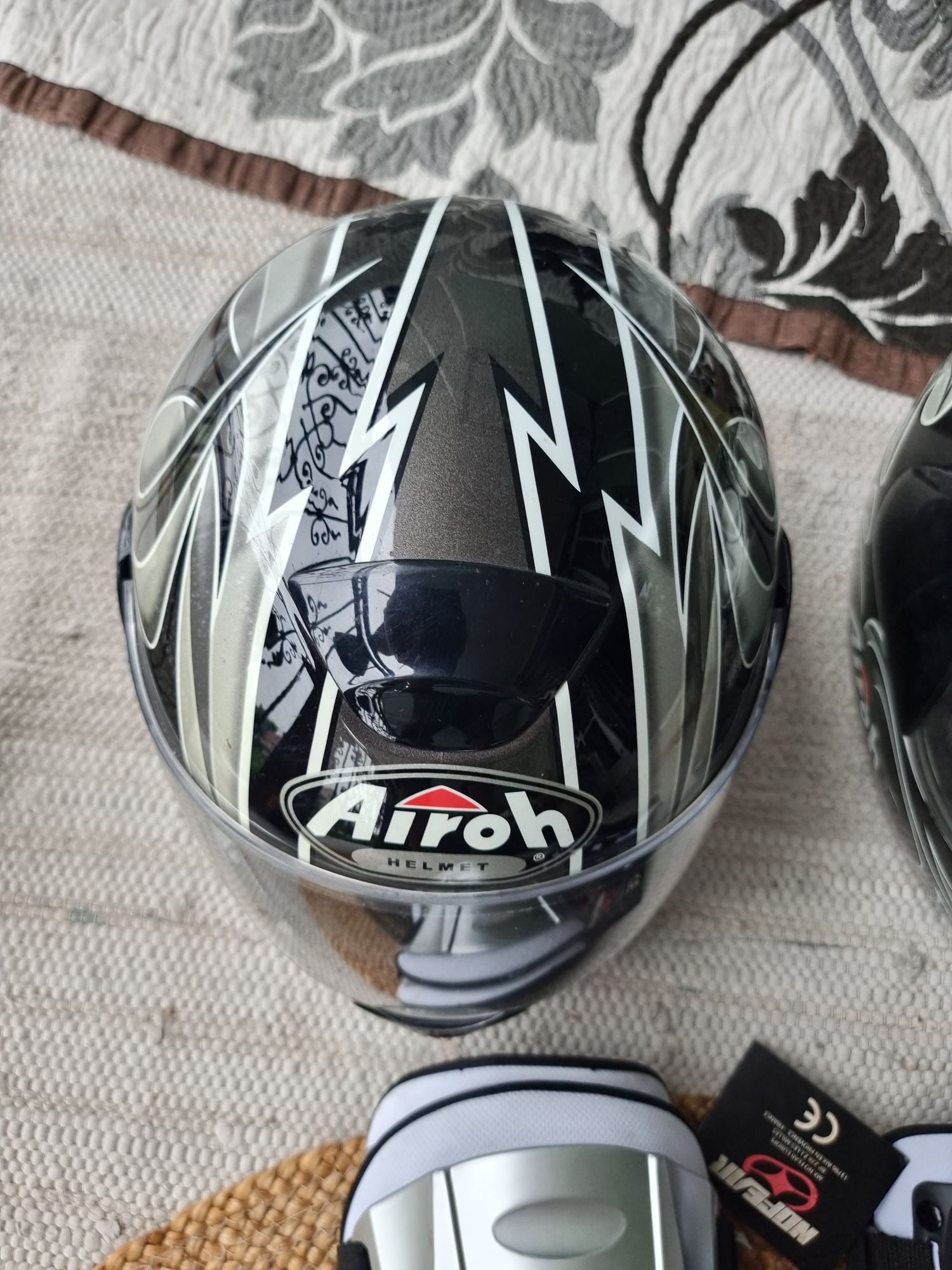 Kaski motocyklowe kask airoh ochraniacz okazja zobacz quad