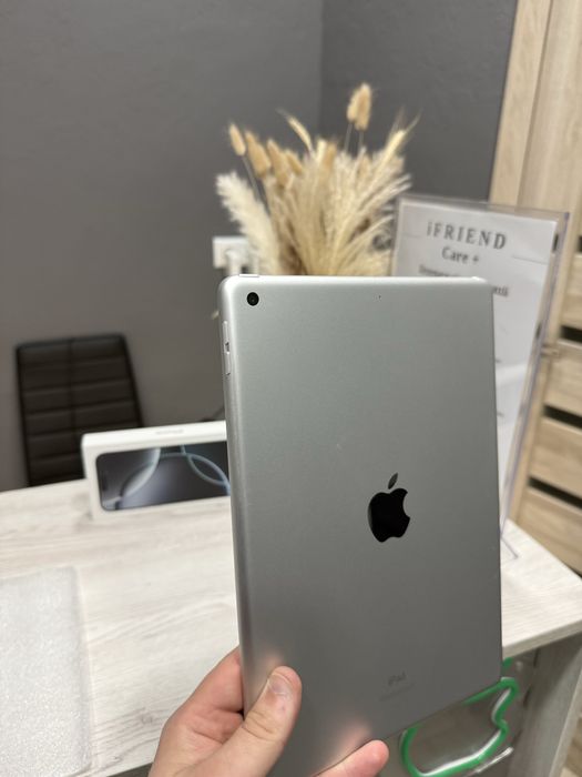 New/Open iPad 9 10.2” 64gb silver