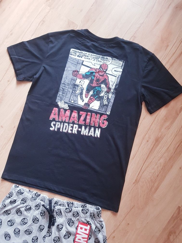 Nowa bawełniana piżama męska marki Marvel rozmiar M.