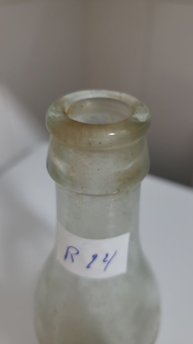 Antiga garrafa c/rótulo de papel (Soda Water), engarrafado na Madeira