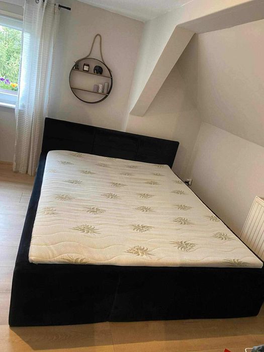 Sprzedam lóżko o wymiarach 210x180