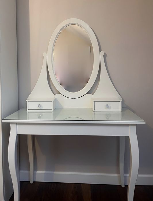 Toaletka Ikea Hemnes