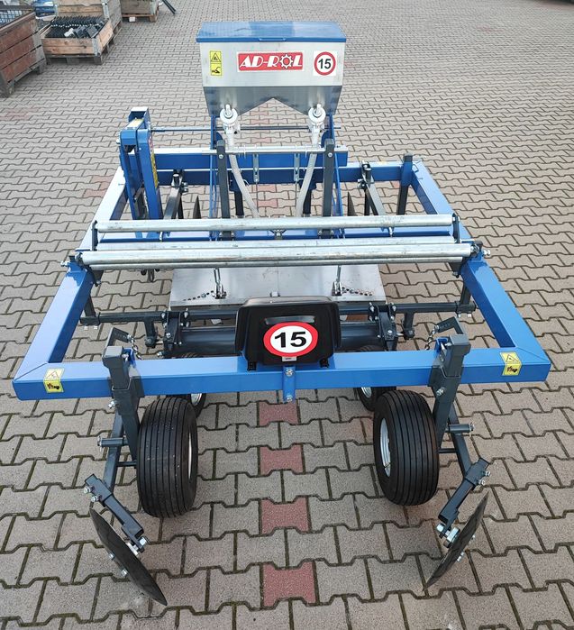 Formownica do zagonów, rozkładania folii, taśmy AFR200