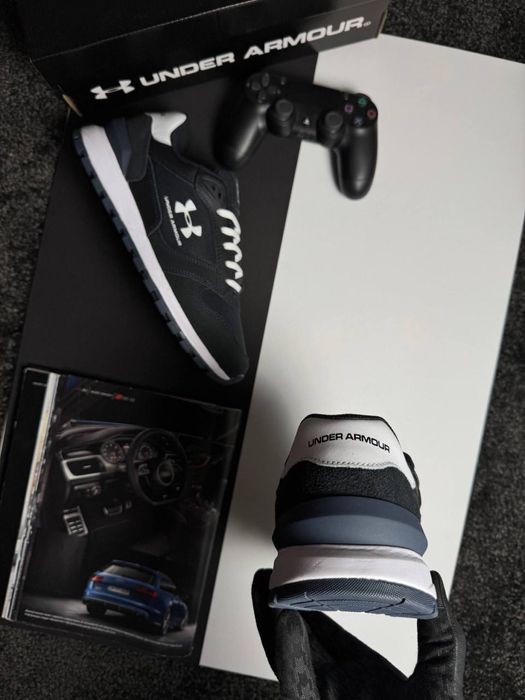 Чоловічі кросівки андер армор Under Armour Essential Runner [41-46]