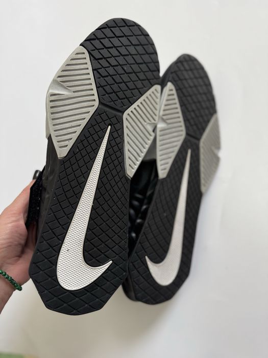 Nike Savaleos (CV5708-010)