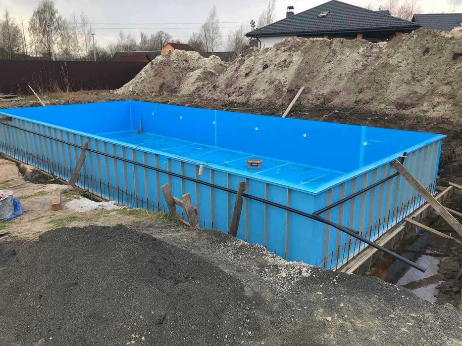 Продам чашу для басейну