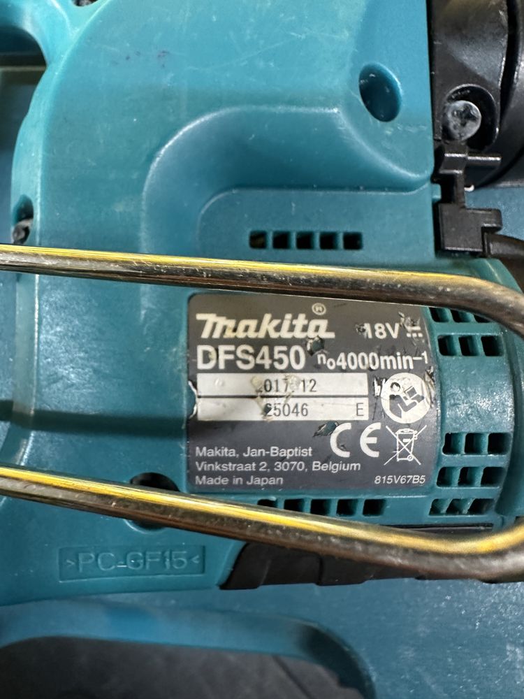 Акумуляторний шуруповерт для гіпсокартону Makita DFS 450 + кейс