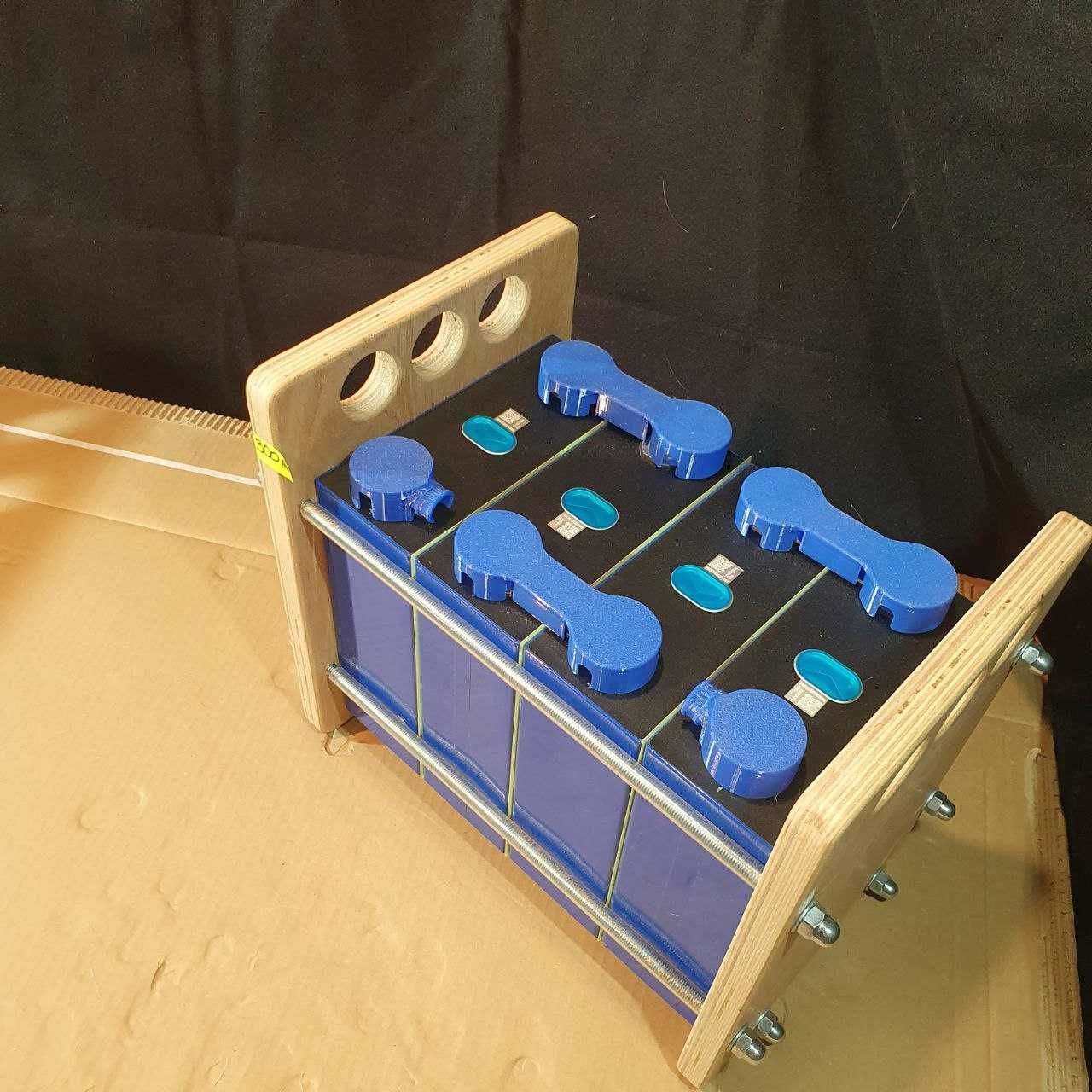 Корпус, каркас для  сборки Lifepo4 АКБ 4S (12V)