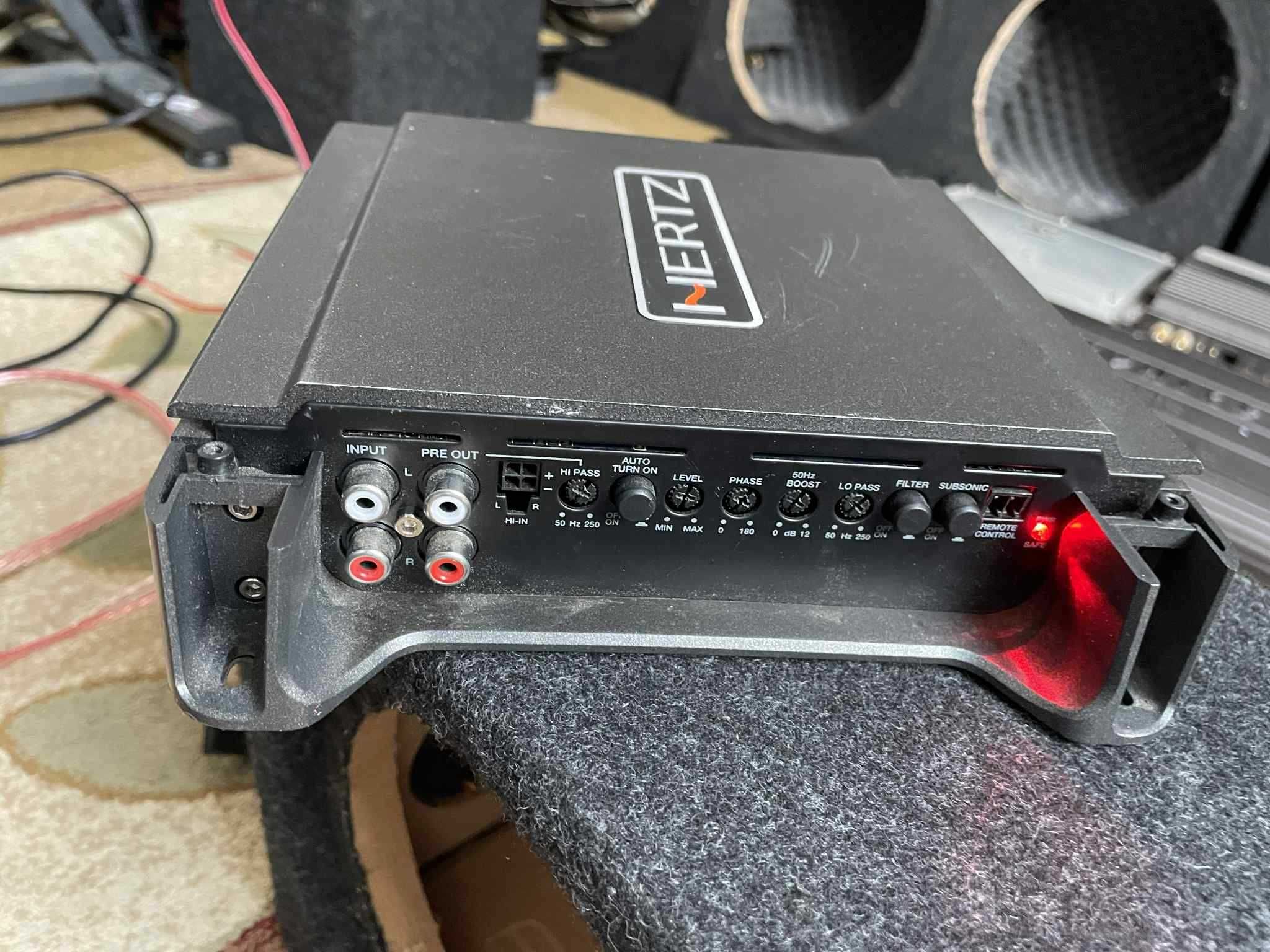 uszkodzony wzmacniacz Hertz HCP 1D, monoblok 700 W RMS 2 ohm