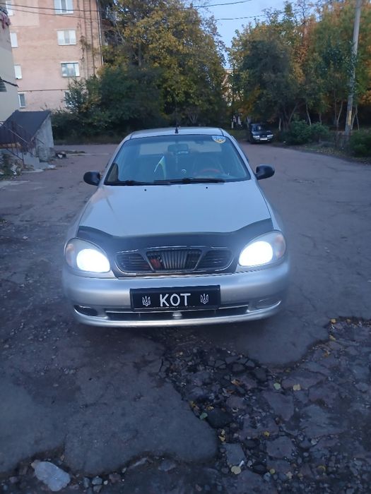 Автомобіль Daewoo Sens 1.3