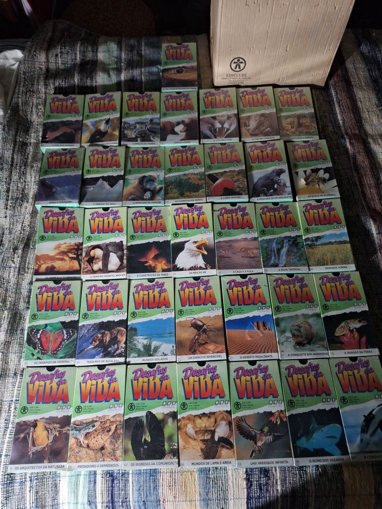 Vendo colecção 37 cassetes VHF novas com plásticos desafios da vida 12