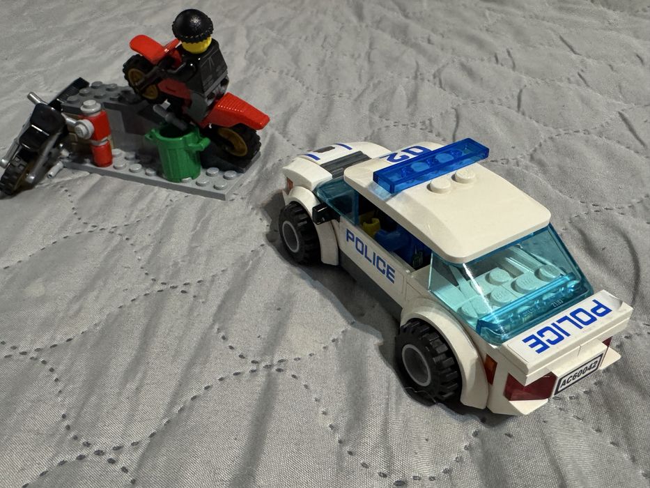 Lego 60042 z instrukcją