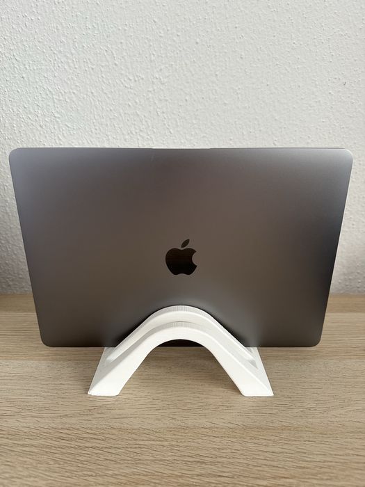 Suporte portátil e MacBook feito em impressora 3D