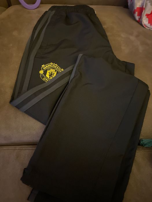 Calças Pretas Adidas 11/12 anos