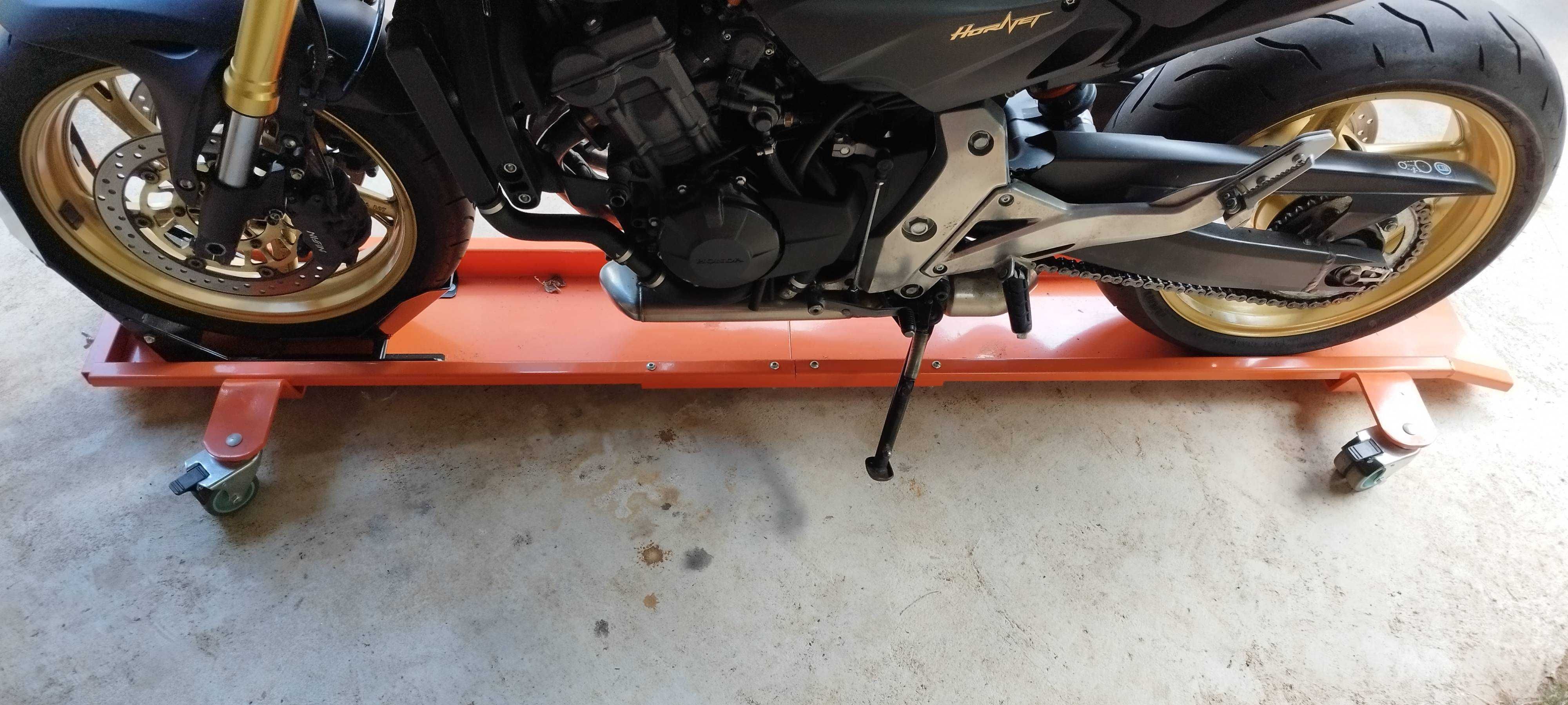 Trilho suporte para manobrar mota