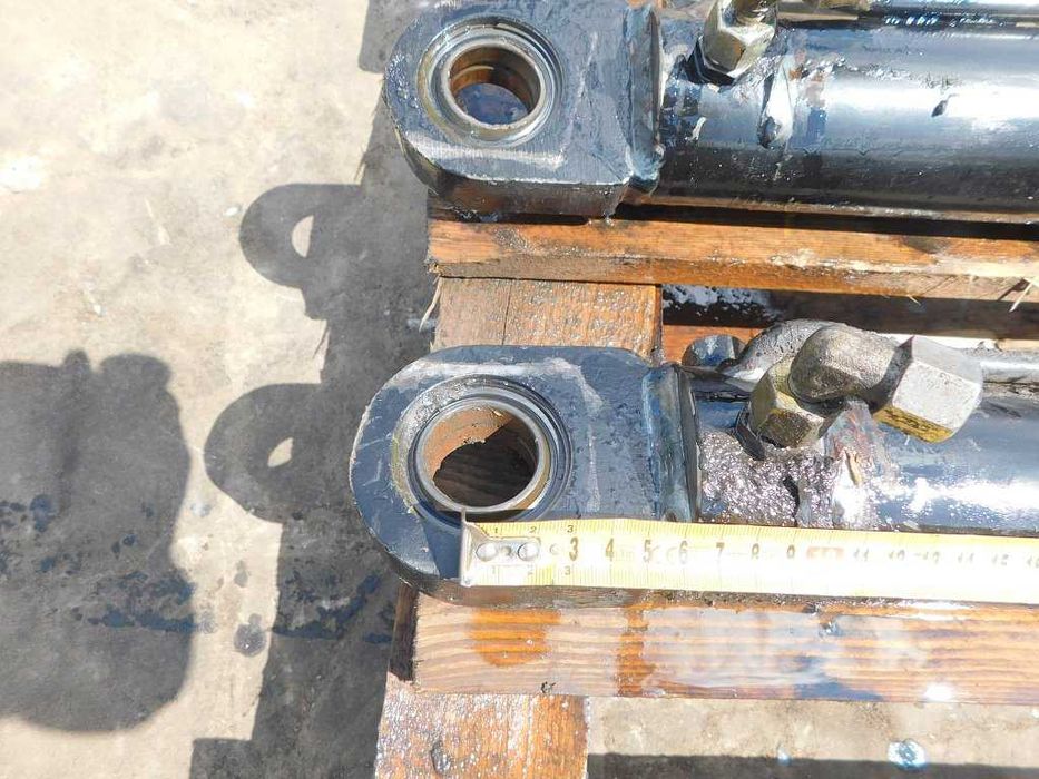 Siłownik Hydrauliczny Dł. 112cm/69cm Skok 42cm Śmieciarka Dwustronne