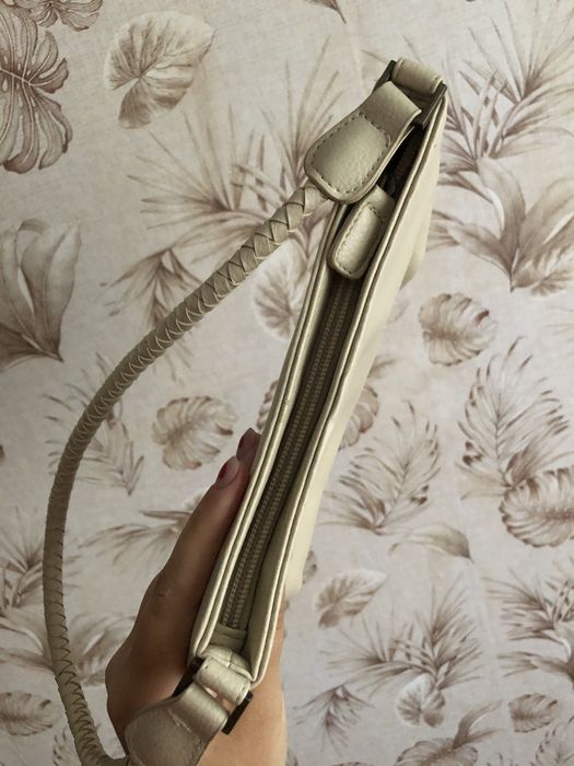 Сумочка бежева