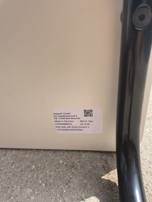 Stoliki pod laptopa z podwójną funkcją Haworth