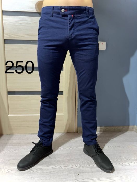 Продам чоловічий одяг в гарному стані