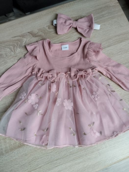 Śliczna różowa sukienka z opaską 3/6 miesięcy
