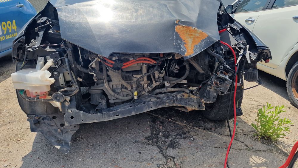 Продам Nissan Leaf 2015 Черный