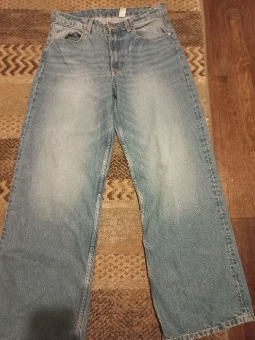 Продам джинсы широкие женские L