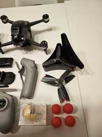 Vendo Drone DJI FPV combo com muitos acessórios e mochila