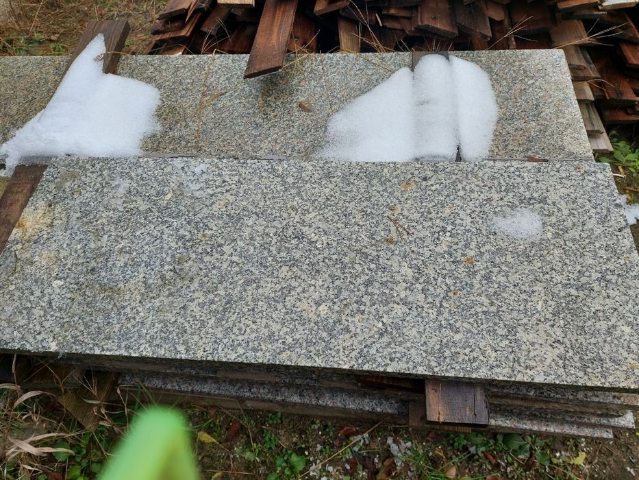 Płyty granitowe schodowe z demontażu