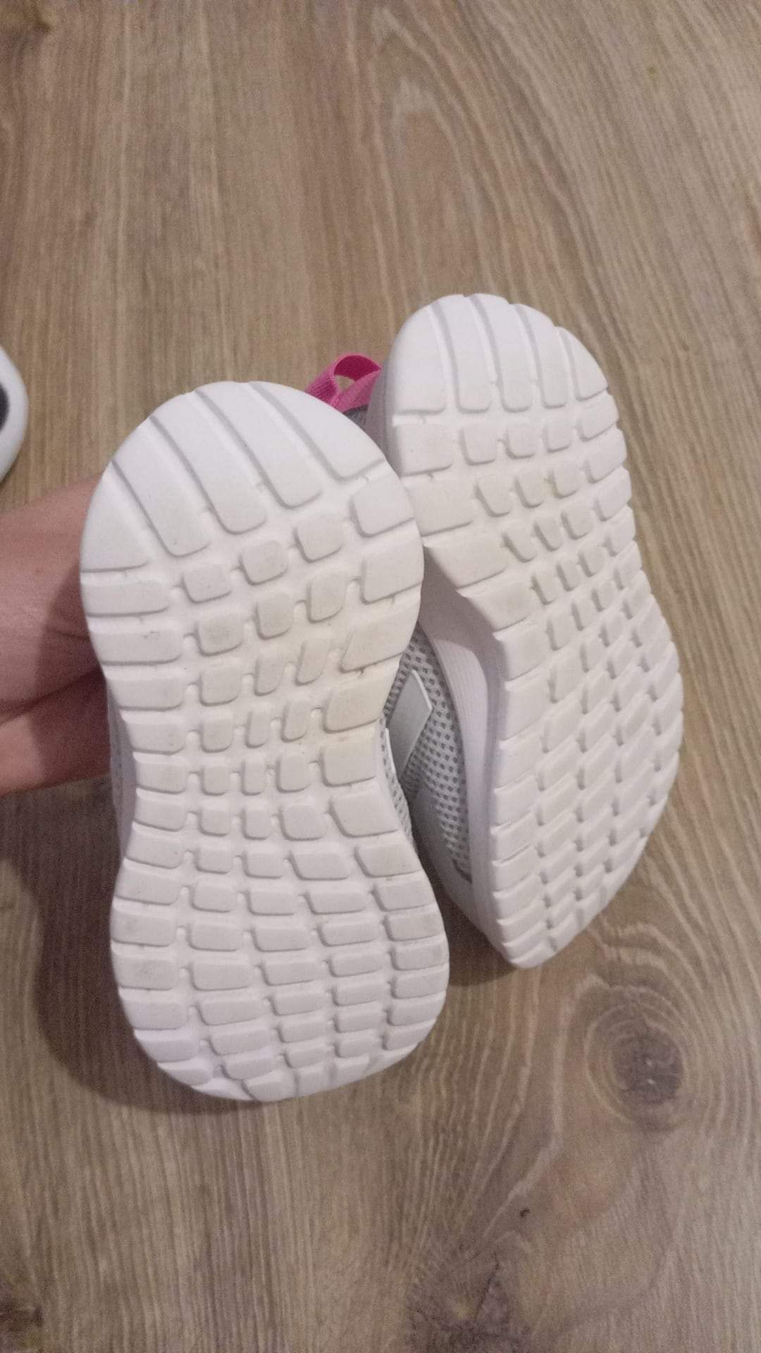 Adidas buty dziecięce 23.5cm