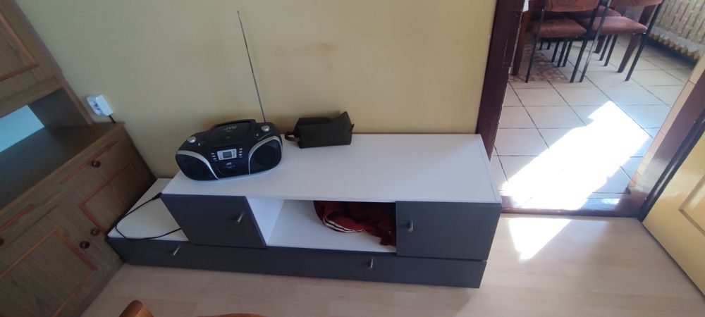 Szafka pod telewizor