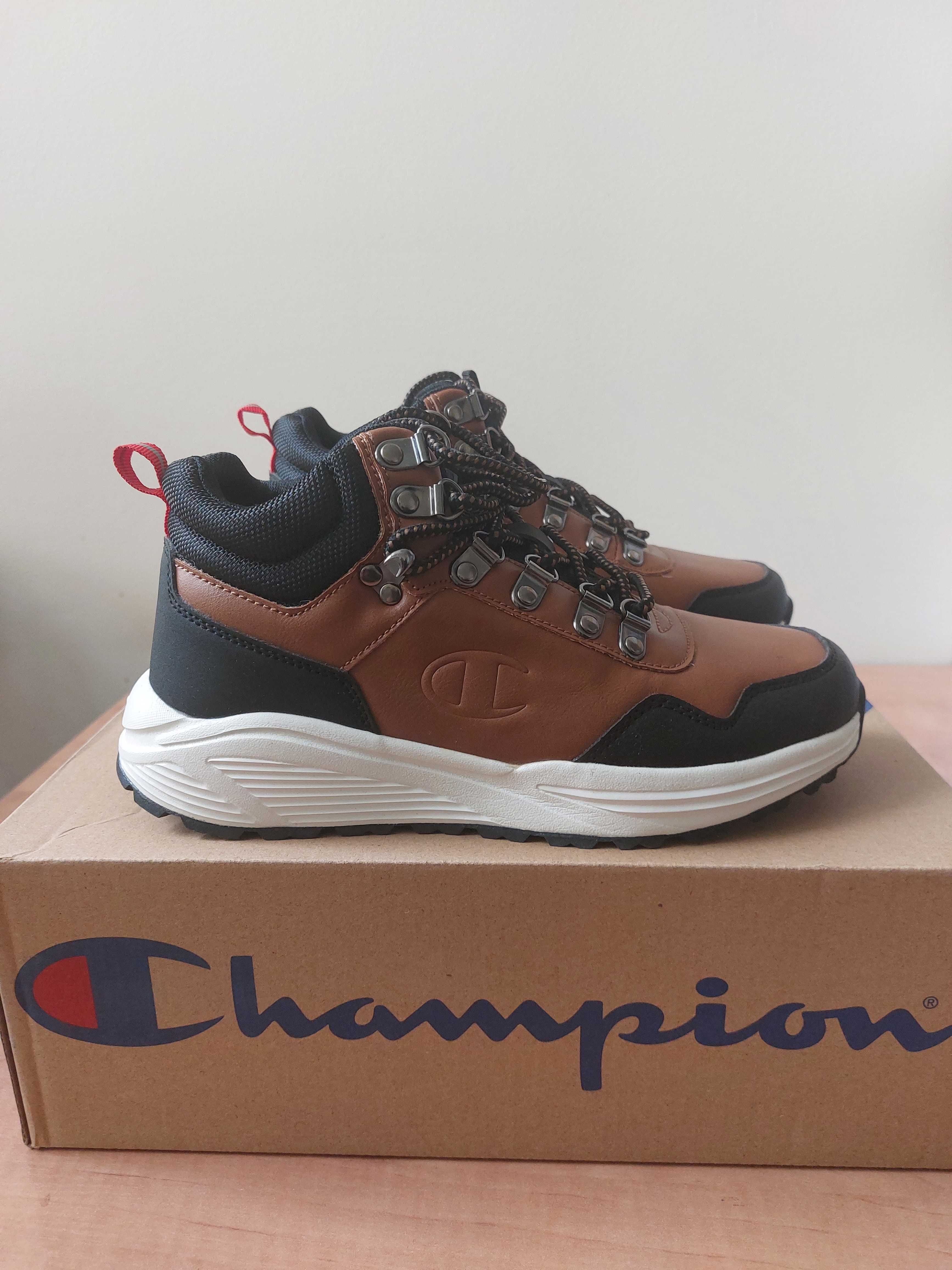 Buty młodzieżowe Climb Champion r. 37,5