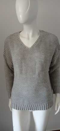 Sweter damski sweterek dekolt w serek V-neck