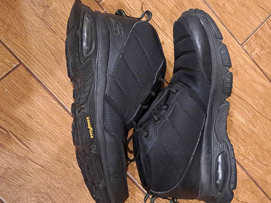 Ботинки мужские SCECHERS