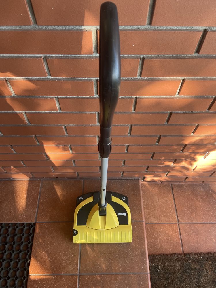 Karcher K55 Plus- Szczotka akumulatorowa, mało używana.Stan BDB
