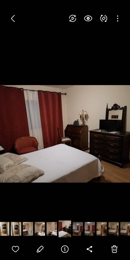 Quarto novo, excekente localização, com wc privado e ar condicionado.