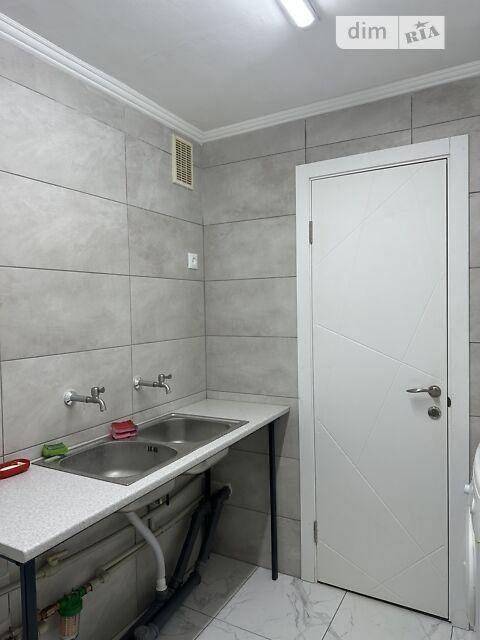Продаж 1кім квартири з ремонтом цегляний будинок вул.Тракт Глинянський