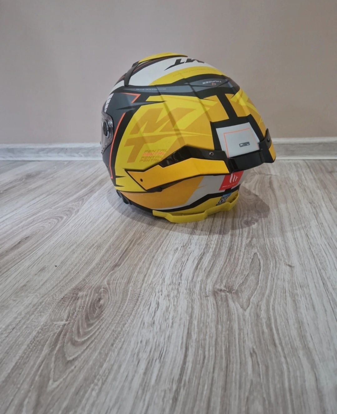 Kask motocyklowy MT