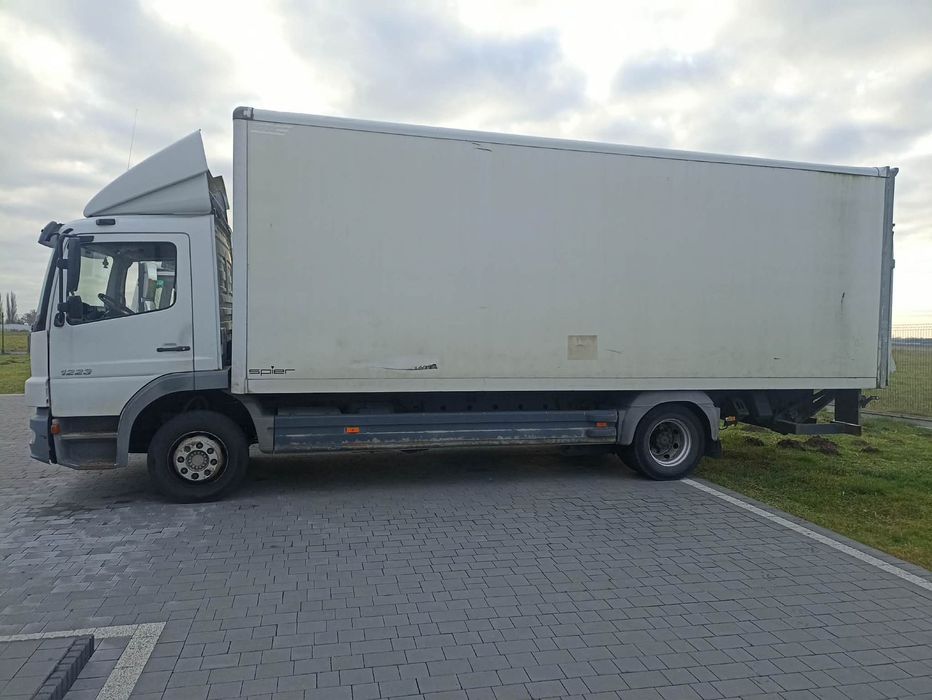 Mercedes-Benz Atego 1223