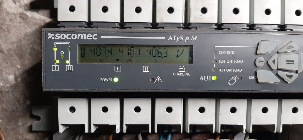 Automatyczny przełącznik zasilania Socomec ATyS p M 160 A