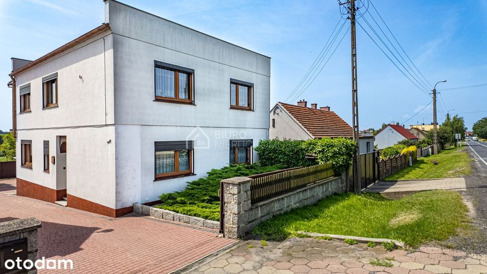 Dom w Piaskach z garażami i dużą działką Gostyń