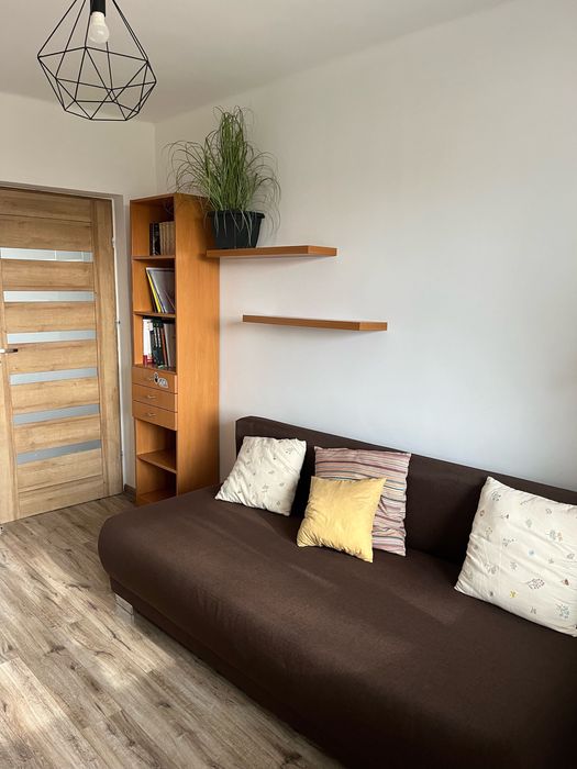 Wynajmę dwupokojowe mieszkanie dla studentów, oś. Ligota - 1700 zł