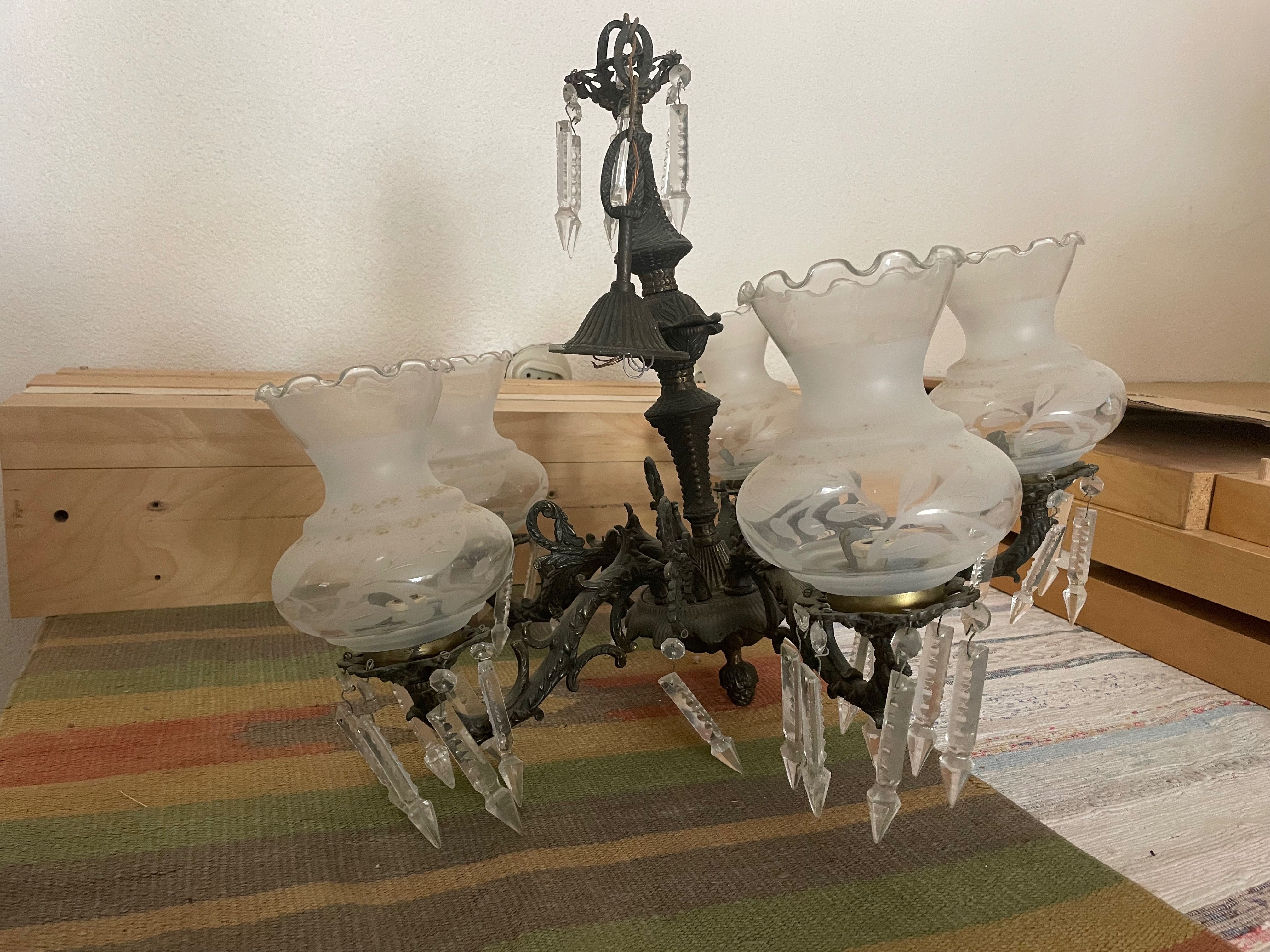 Lustre de cristal antigo