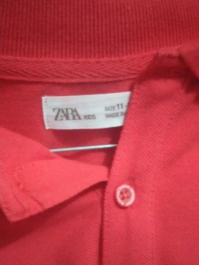 Polo vermelho da Zara