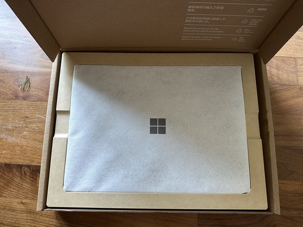 Microsoft Surface Laptop 4