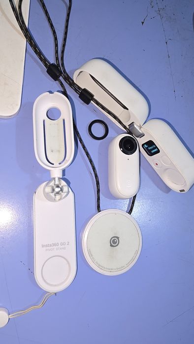 Insta360go2 / Экшен мини камера