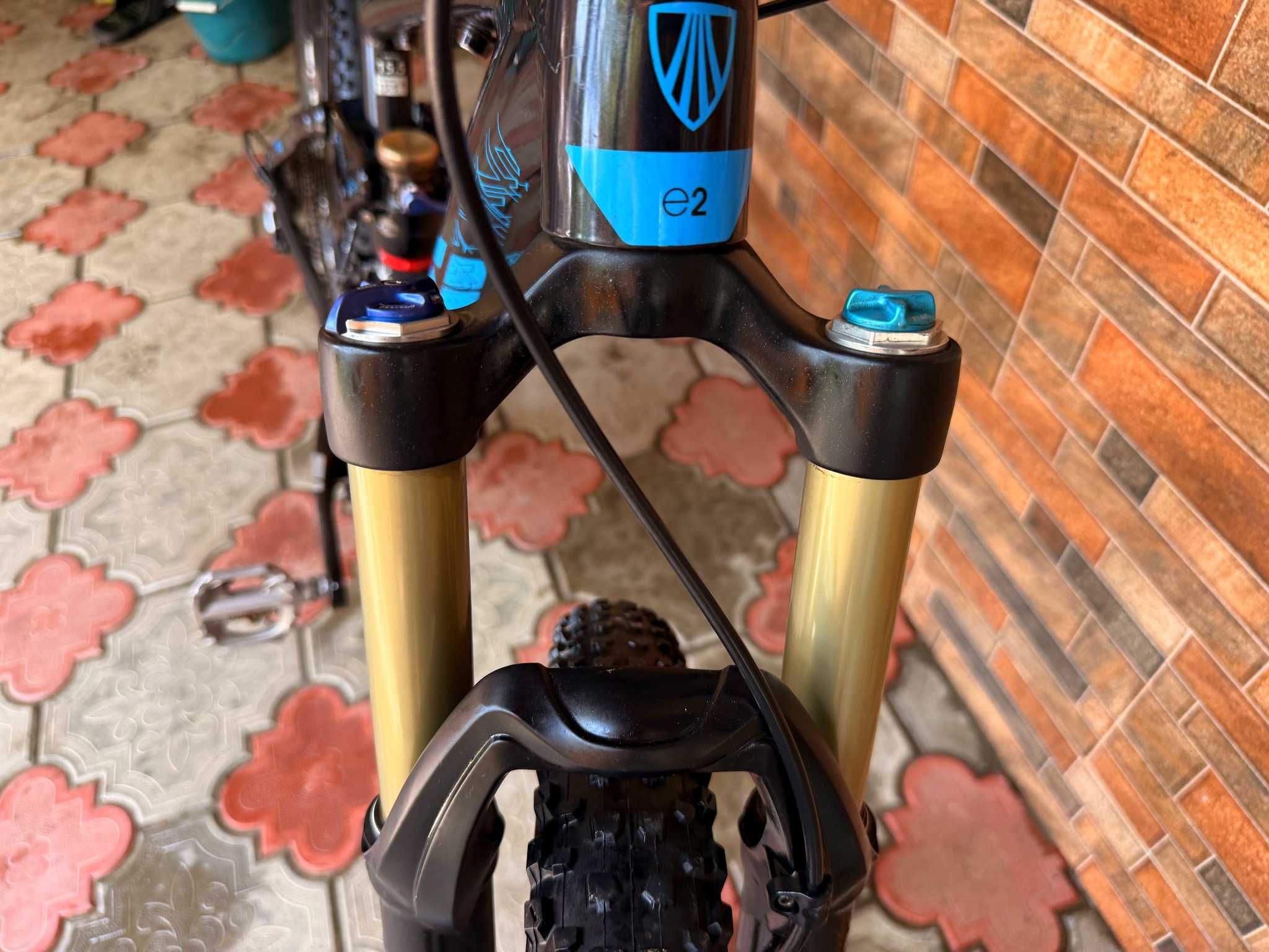 TREK Fuel 27.5"S" Shimano DEORE SLX, FOX 140 mm Воздух 13.5 Кг Germany