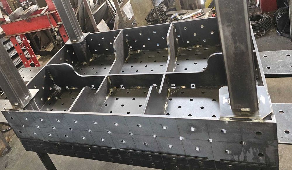 stół spawalniczy 1200x800 grubość: 10mm